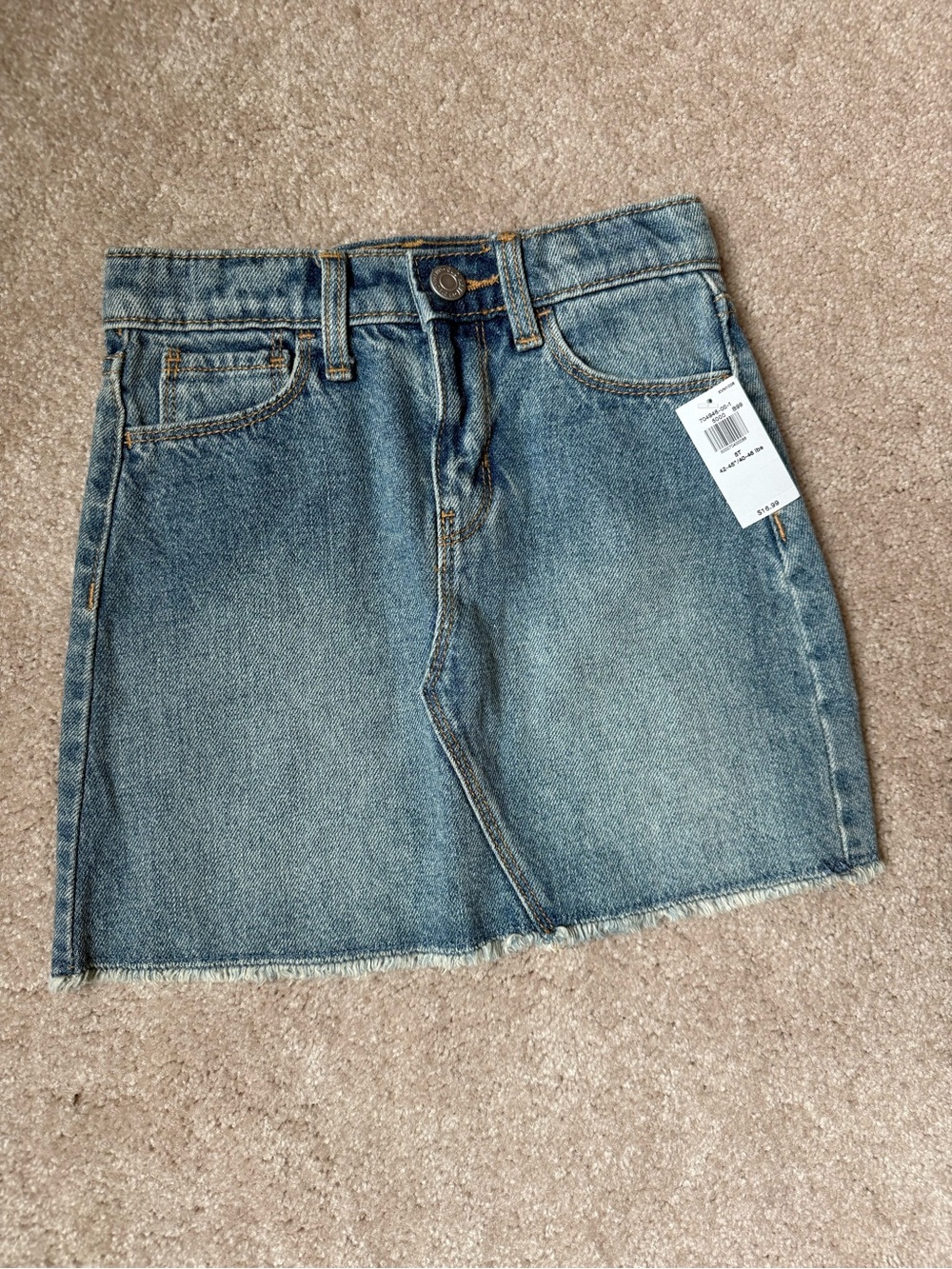 Old Navy girls 5T Light Blue Denim Mini Skirt